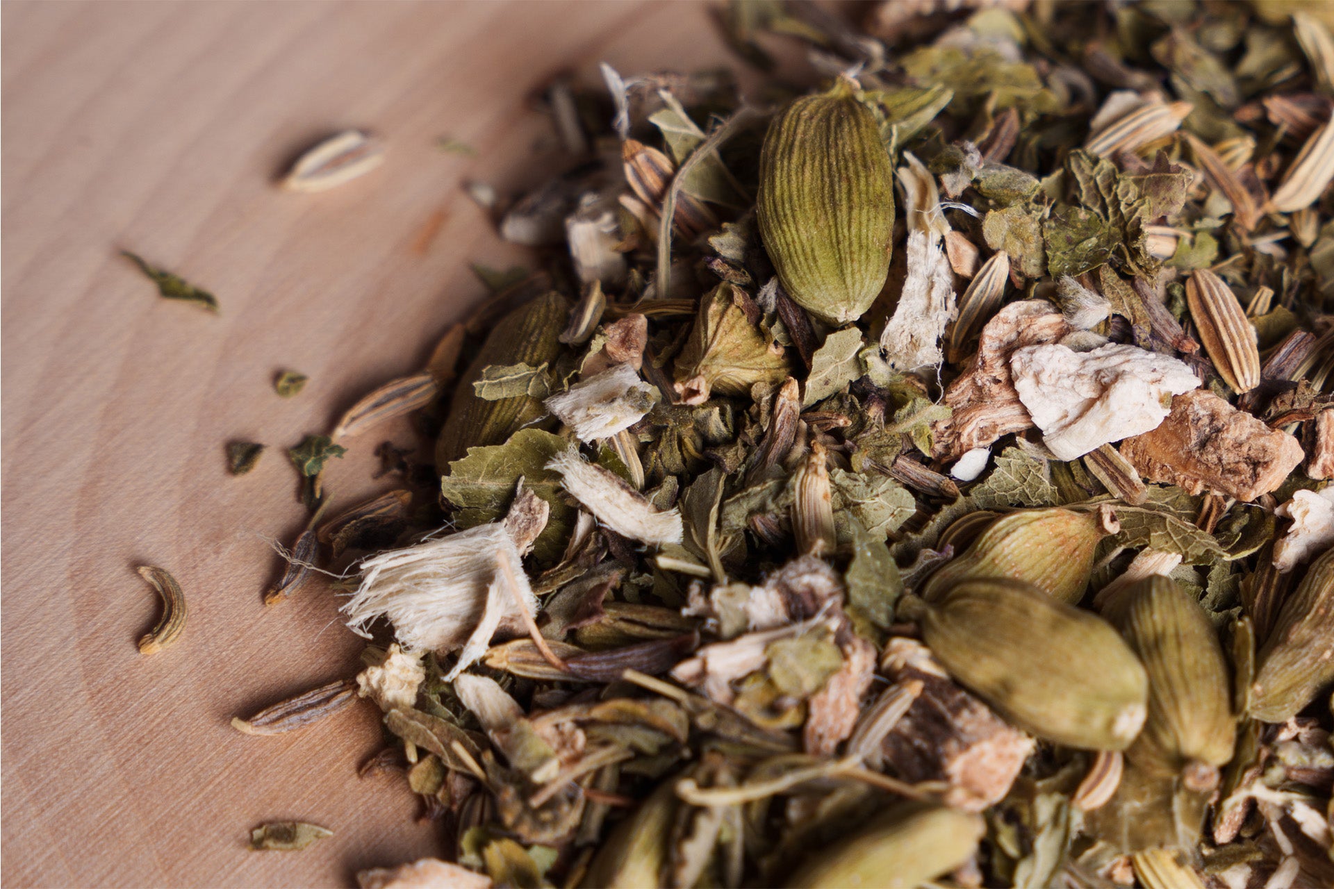 Lavara Botanics certified organic herbal blend